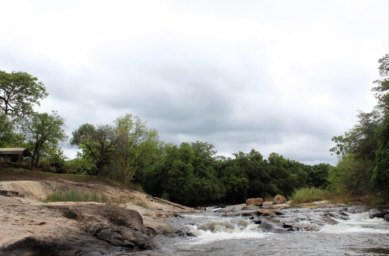 Lions Rock Rapids - Lodge Hazyview Buitenkant foto
