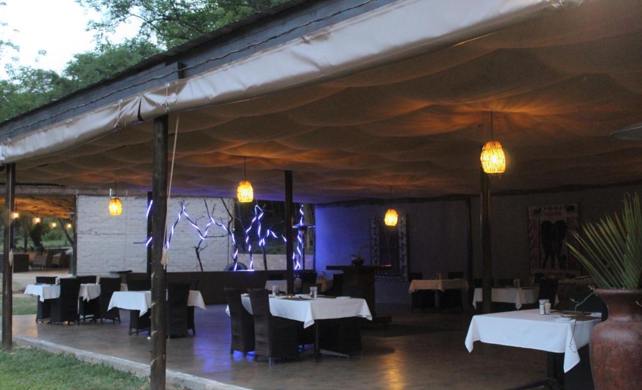 Lions Rock Rapids - Lodge Hazyview Buitenkant foto