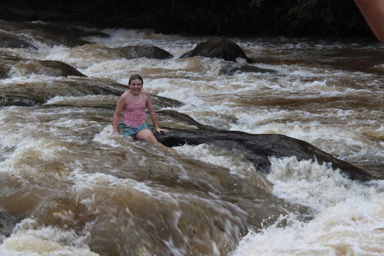 Lions Rock Rapids - Lodge Hazyview Buitenkant foto