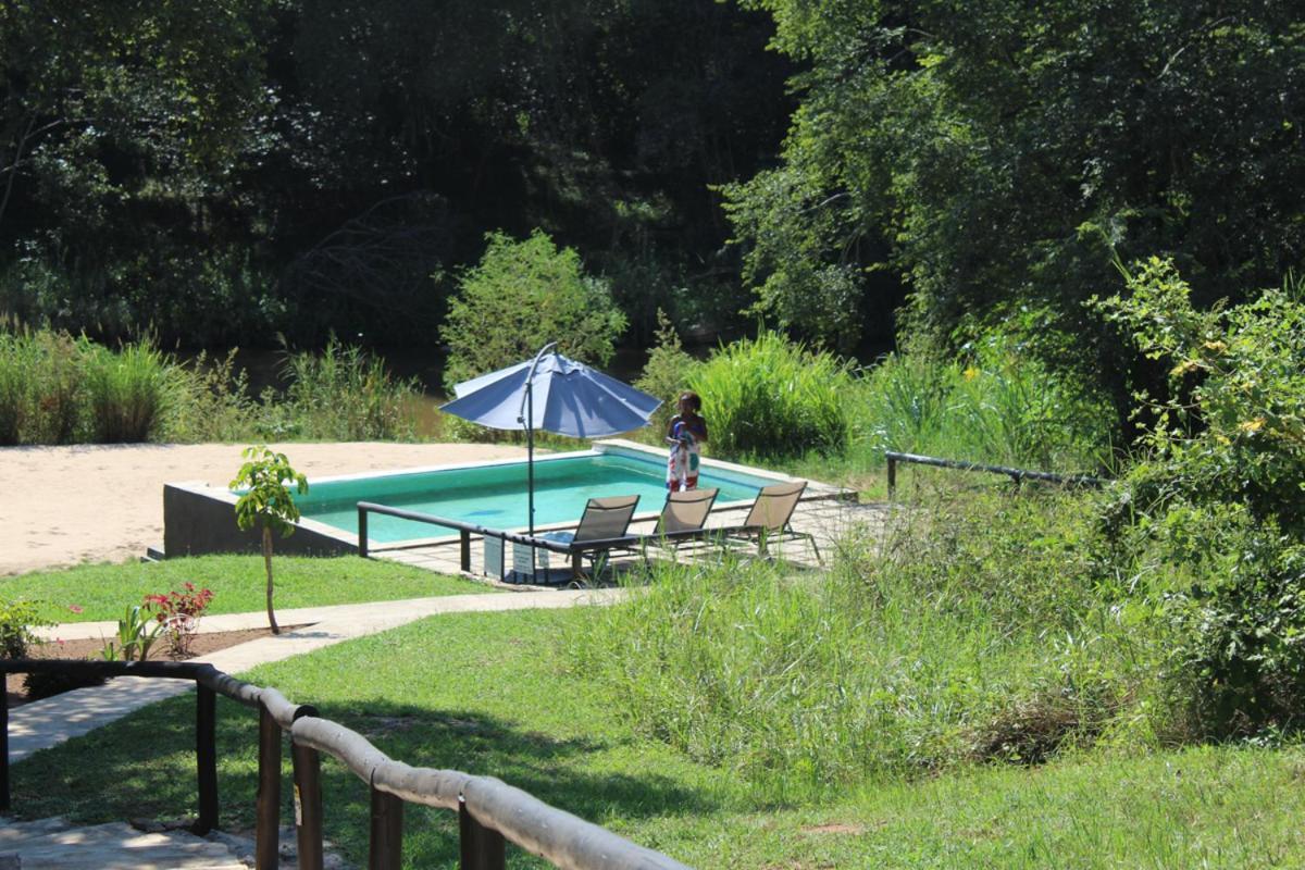 Lions Rock Rapids - Lodge Hazyview Buitenkant foto